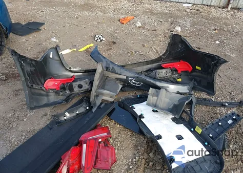 2017 Hyundai Santa Fe Sport 2.4L z USA, uszkodzony, nr VIN 5XYZU3LB7HG437154